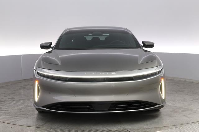 2023 Lucid Air — photo 9 of 21
