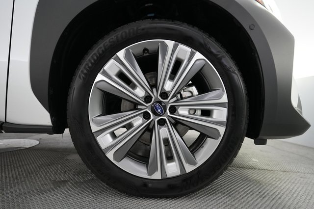 2023 Subaru Solterra — photo 7 of 20