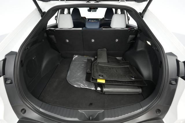 2023 Subaru Solterra — photo 6 of 20