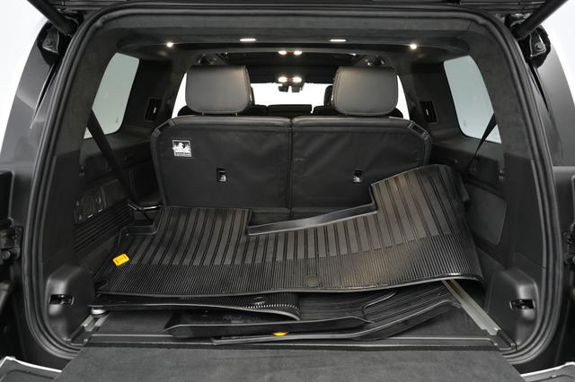 2023 Rivian R1S — photo 6 of 24