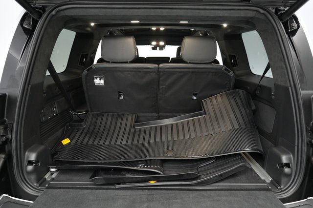2023 Rivian R1S — photo 6 of 24