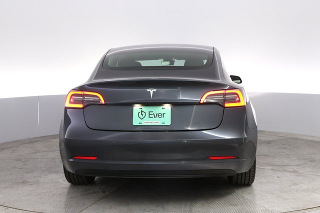 2019 Tesla Model 3 — photo 12 of 24