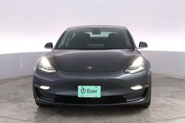 2019 Tesla Model 3 — photo 9 of 24