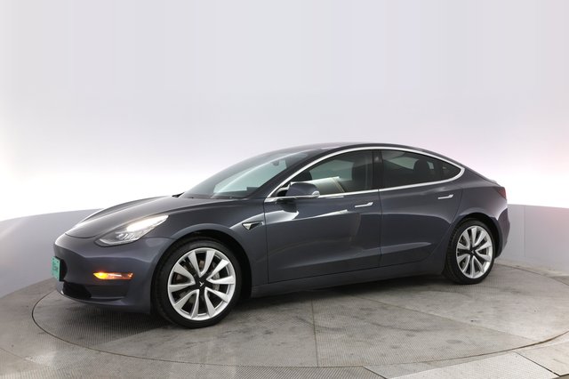 2019 Tesla Model 3 — photo 14 of 24