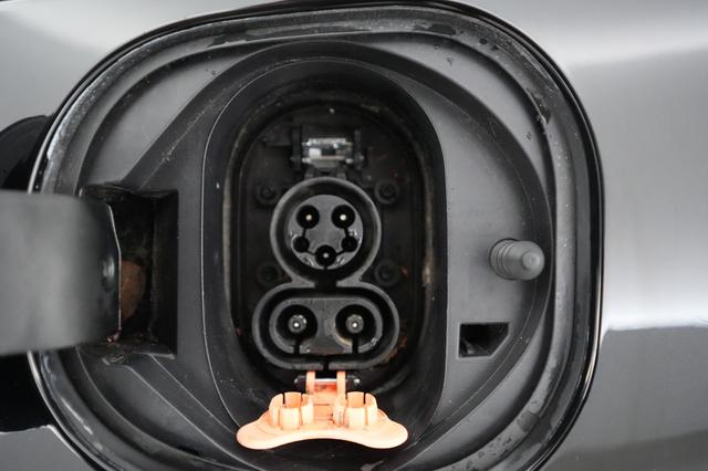 2021 Chevrolet Bolt EV — photo 8 of 20