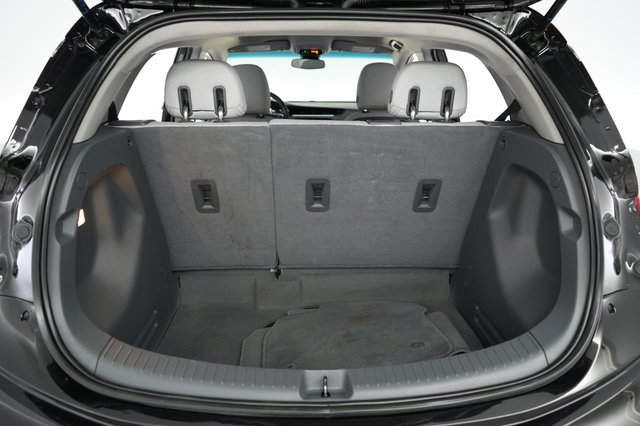 2021 Chevrolet Bolt EV — photo 6 of 20