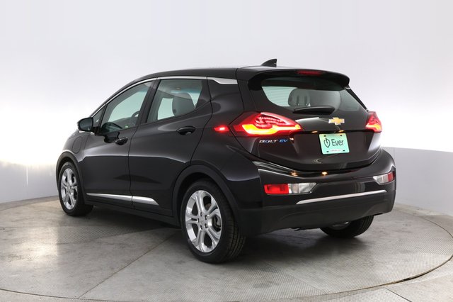 2021 Chevrolet Bolt EV — photo 13 of 20