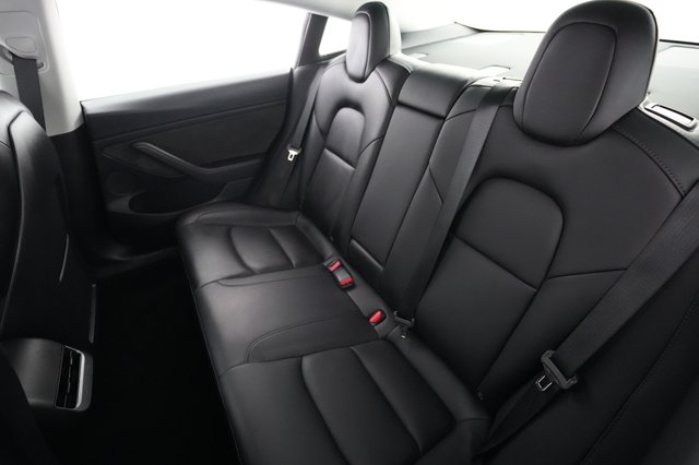 2022 Tesla Model 3 — photo 19 of 22
