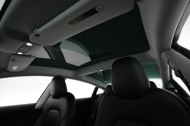 2022 Tesla Model 3 — photo 20 of 22