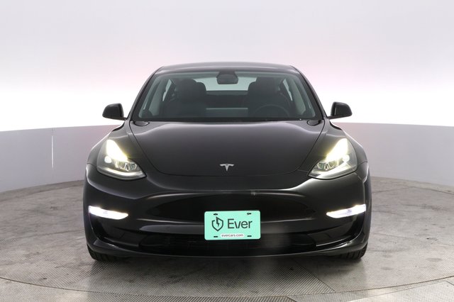 2022 Tesla Model 3 — photo 9 of 22