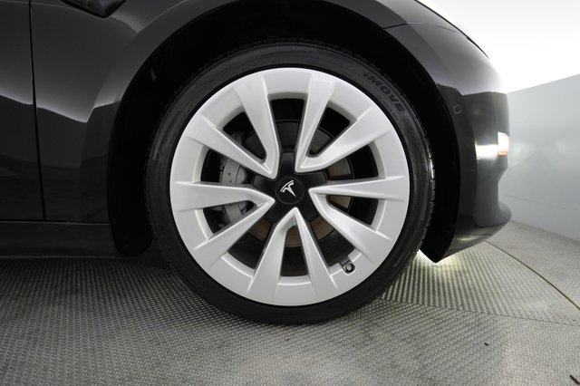 2022 Tesla Model 3 — photo 16 of 22