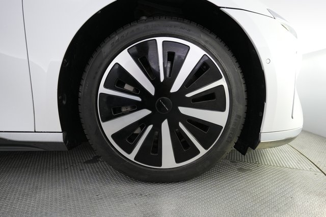 2023 Lucid Air — photo 17 of 20
