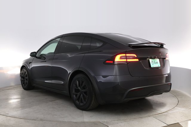 2023 Tesla Model X — photo 13 of 30