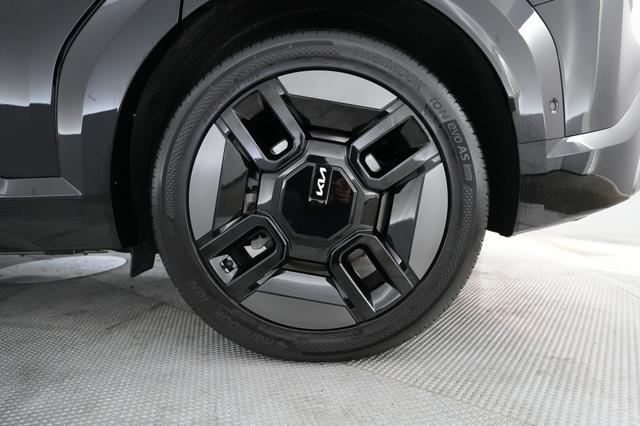 2024 Kia EV9 — photo 7 of 23