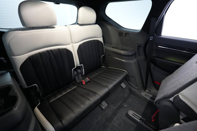 2024 Kia EV9 — photo 21 of 23