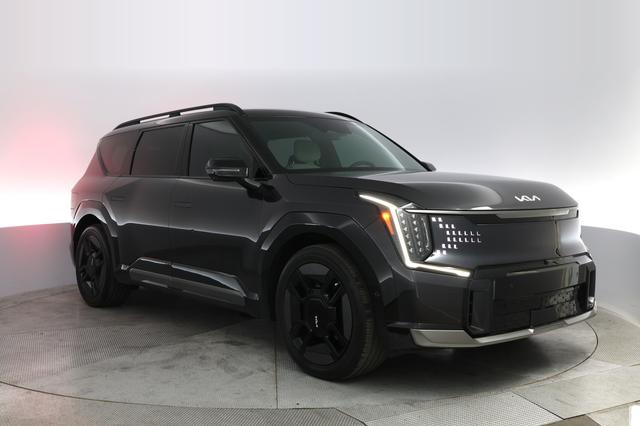2024 Kia EV9 — photo 10 of 23