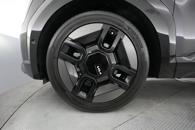 2024 Kia EV9 — photo 15 of 23