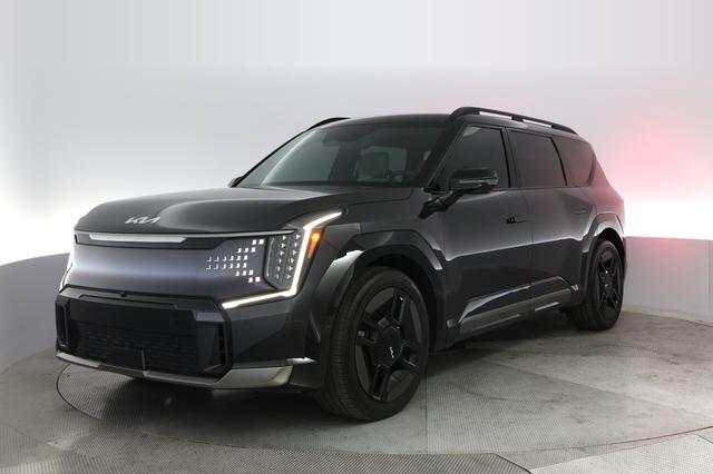 2024 Kia EV9 — VIN KNDAEFS58R6038393