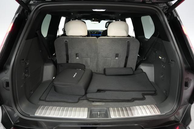 2024 Kia EV9 — photo 6 of 23