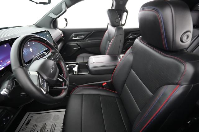 2024 Chevrolet Silverado EV — photo 3 of 16