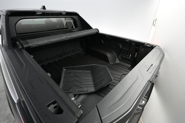 2024 Chevrolet Silverado EV — photo 6 of 16