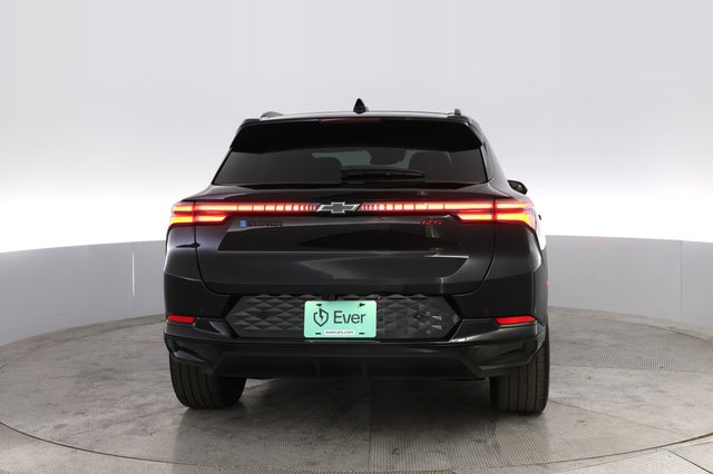 2024 Chevrolet Equinox EV — photo 12 of 18