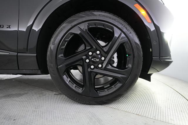 2024 Chevrolet Equinox EV — photo 7 of 18
