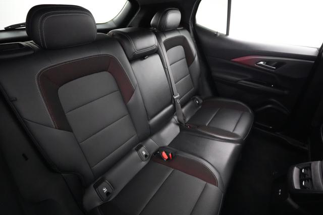 2024 Chevrolet Equinox EV — photo 4 of 18