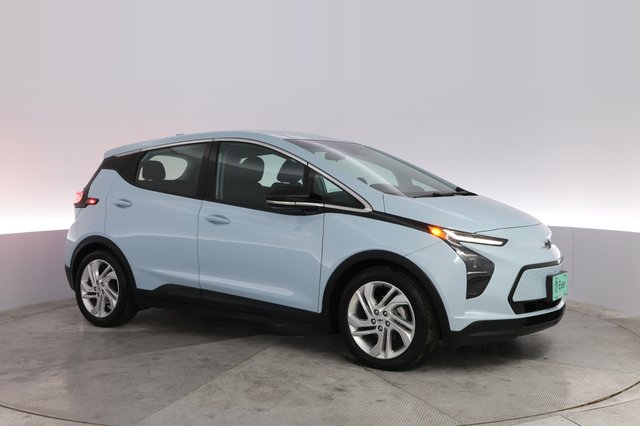 2022 Chevrolet Bolt EV — photo 11 of 20