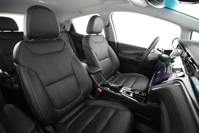 2023 Chevrolet Bolt EV — photo 18 of 20