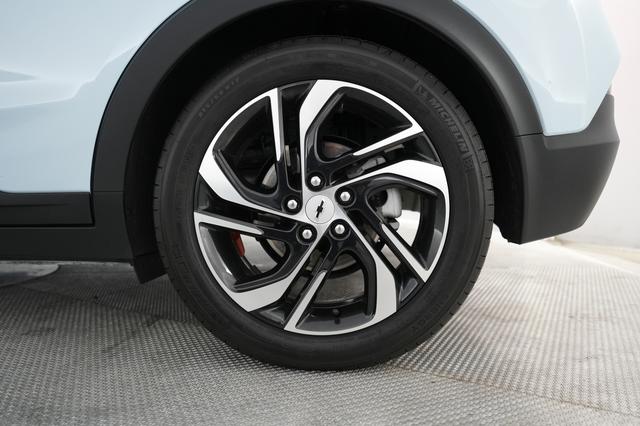 2023 Chevrolet Bolt EV — photo 7 of 20