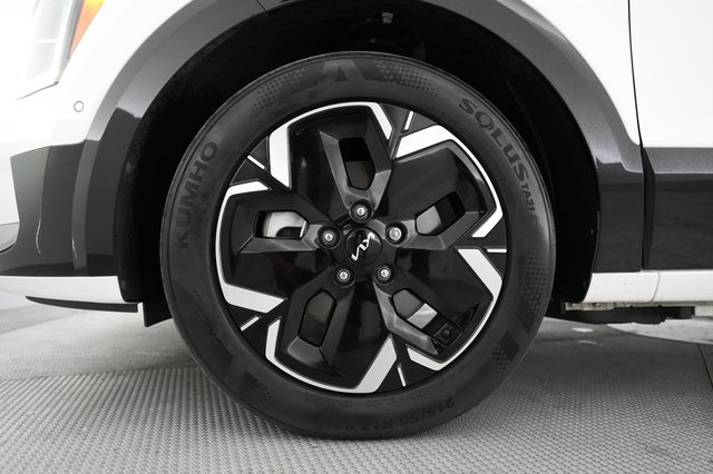2023 Kia Niro EV — photo 15 of 21
