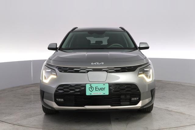 2023 Kia Niro EV — photo 8 of 19