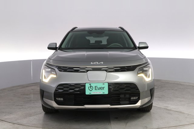 2023 Kia Niro EV — photo 8 of 19