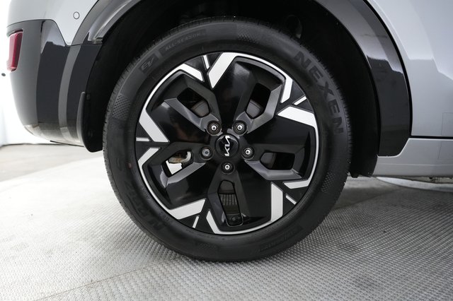 2023 Kia Niro EV — photo 14 of 19