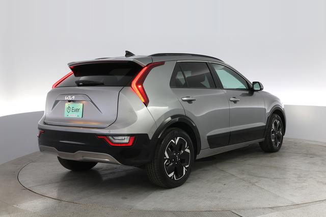 2023 Kia Niro EV — photo 2 of 22
