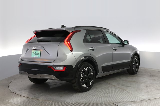 2023 Kia Niro EV — photo 2 of 22