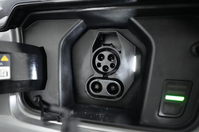 2023 Kia Niro EV — photo 8 of 22