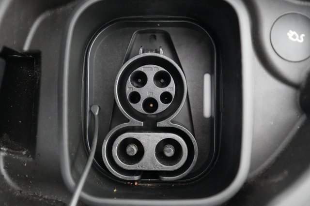 2023 Polestar 2 — photo 8 of 20