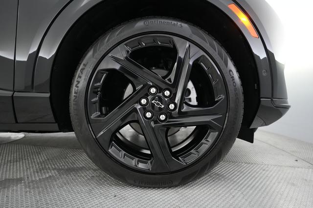 2024 Chevrolet Equinox EV — photo 7 of 20
