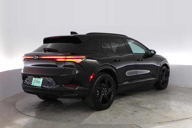 2024 Chevrolet Equinox EV — photo 2 of 20