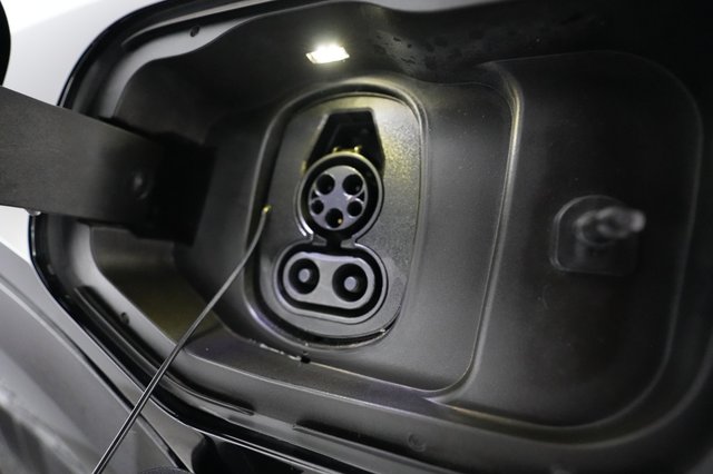 2024 Chevrolet Equinox EV — photo 8 of 20