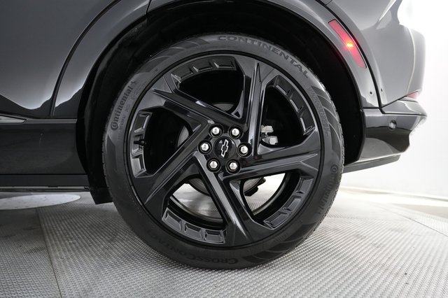 2024 Chevrolet Equinox EV — photo 16 of 20