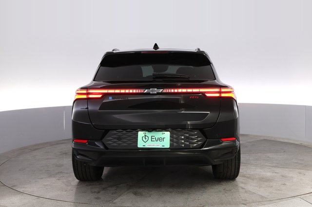 2024 Chevrolet Equinox EV — photo 12 of 20