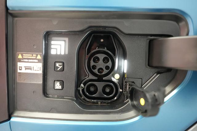 2024 Kia EV9 — photo 8 of 23