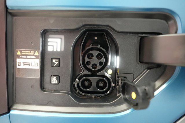 2024 Kia EV9 — photo 8 of 23
