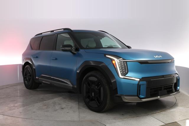 2024 Kia EV9 — photo 10 of 23