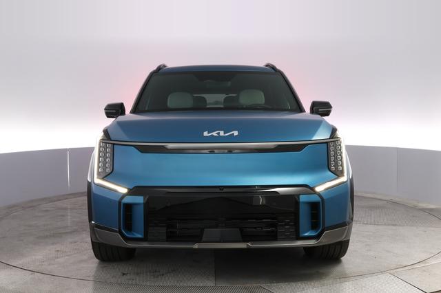 2024 Kia EV9 — photo 9 of 23
