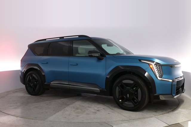 2024 Kia EV9 — photo 11 of 23