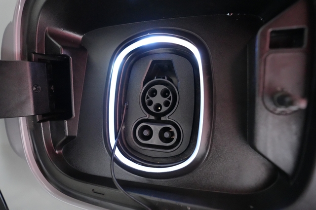 2024 GMC Sierra EV